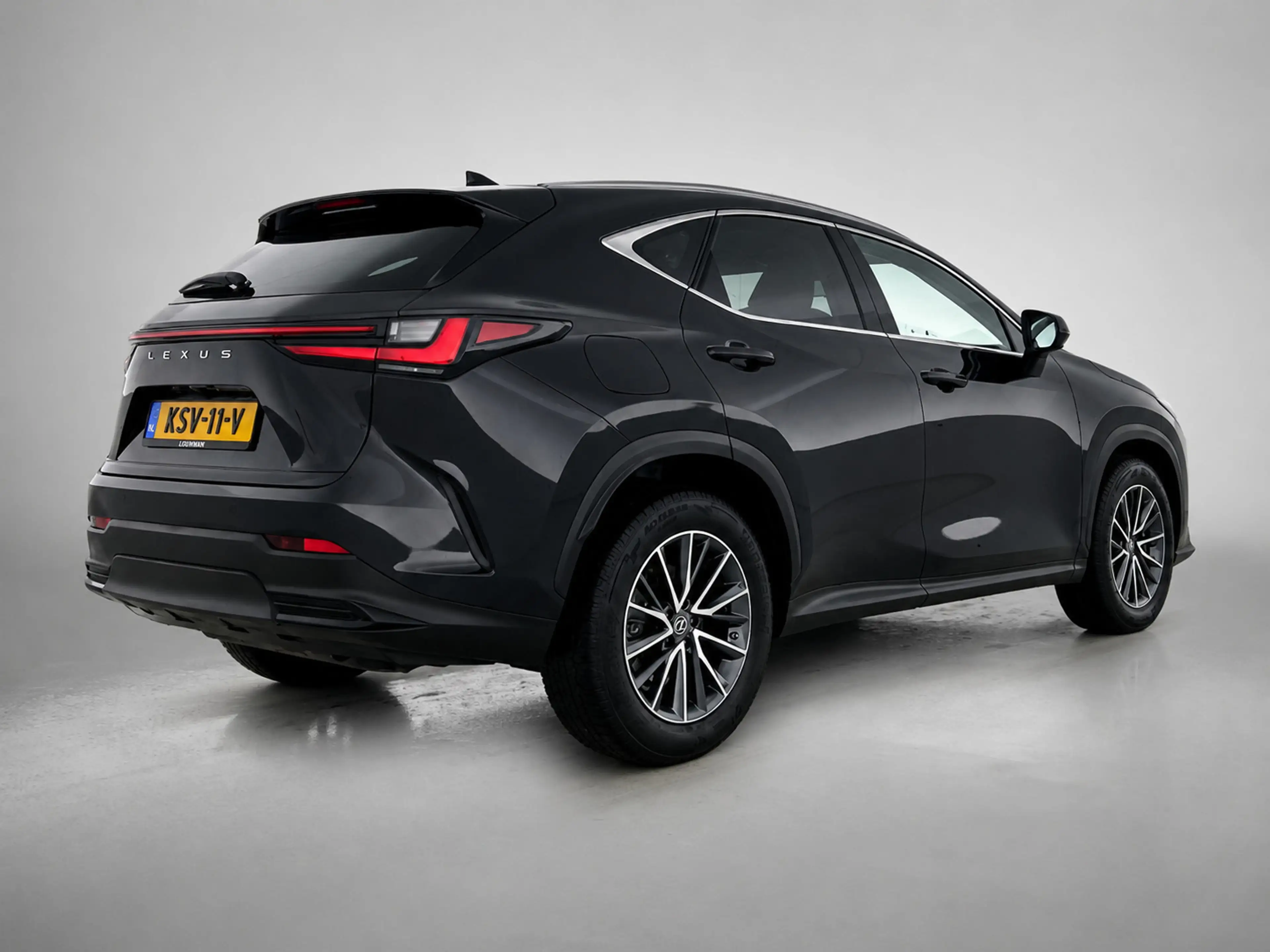 Lexus NX 450h+ AWD Luxury Line | Trekhaak 1.500 kg | Stoelventila — photo 2