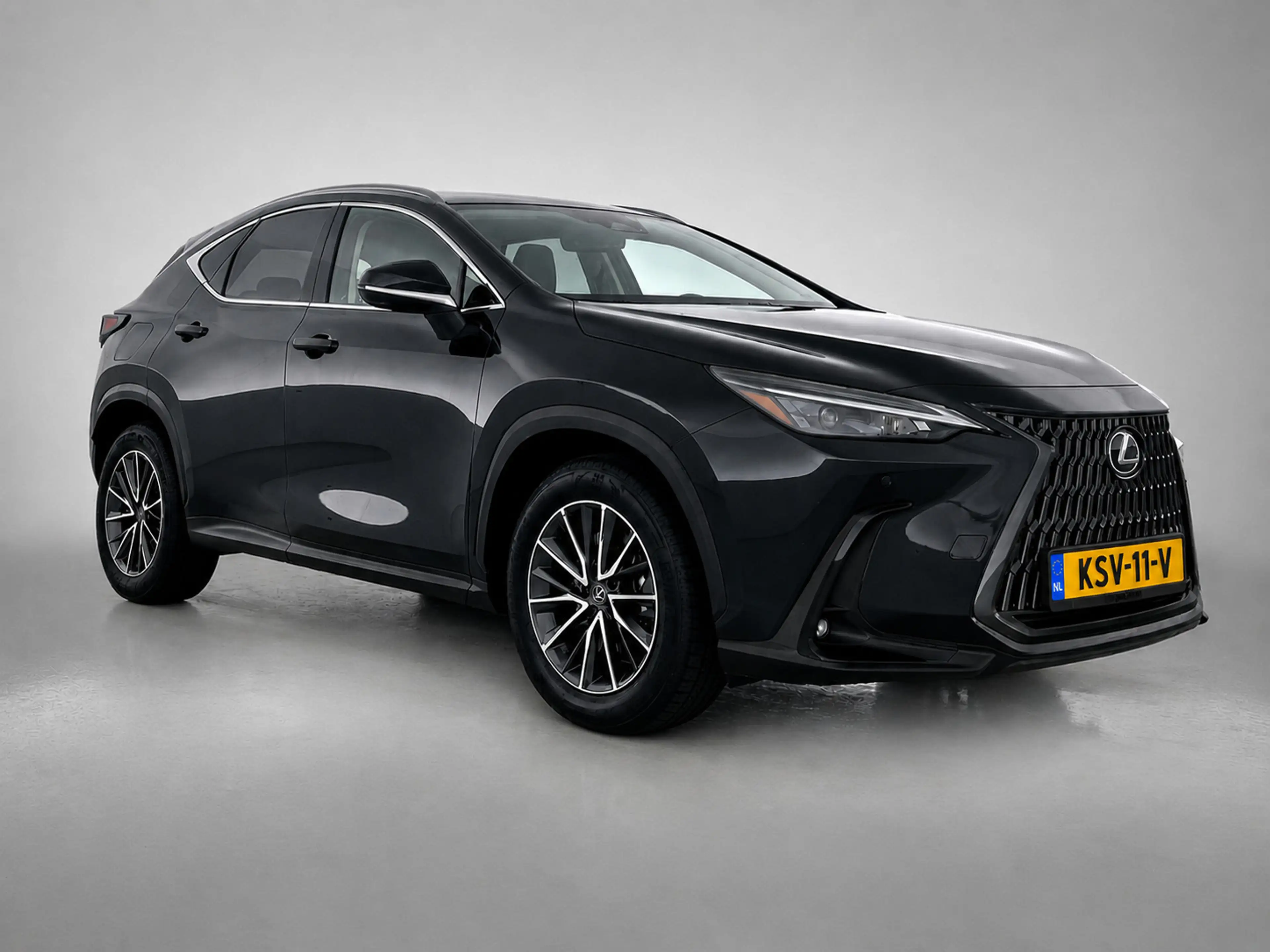 Lexus NX 450h+ AWD Luxury Line | Trekhaak 1.500 kg | Stoelventila — photo 14