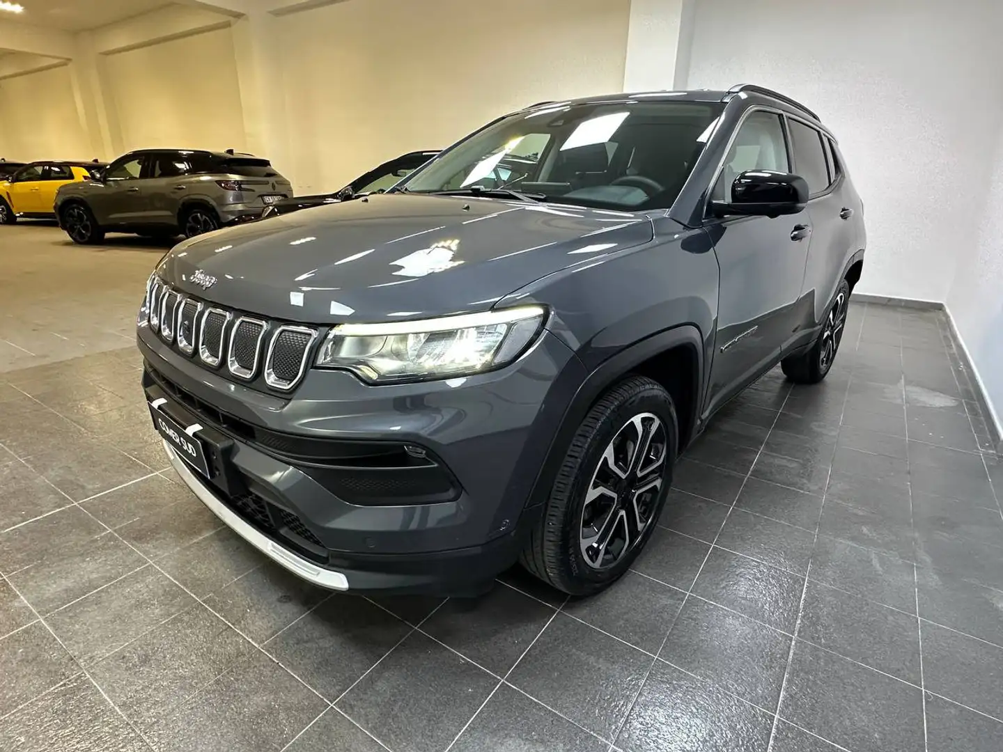 Jeep Compass 1.6 Multijet II Limited Gris - 1