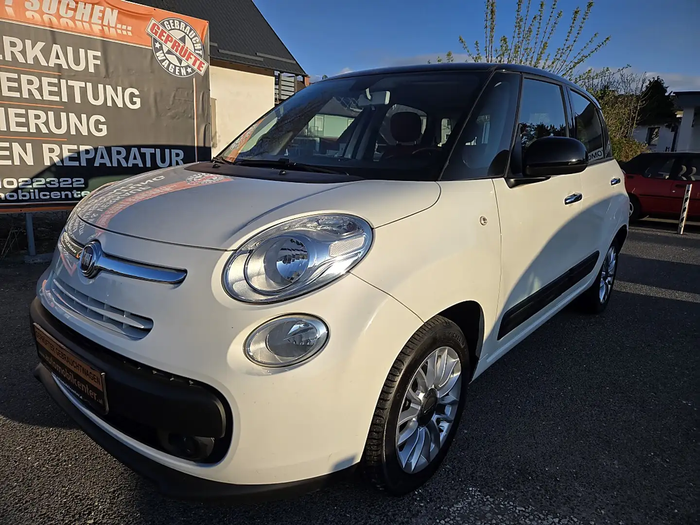 Fiat 500L 0,9 TwinAir Turbo 105 Start&Stop Lounge Weiß - 1