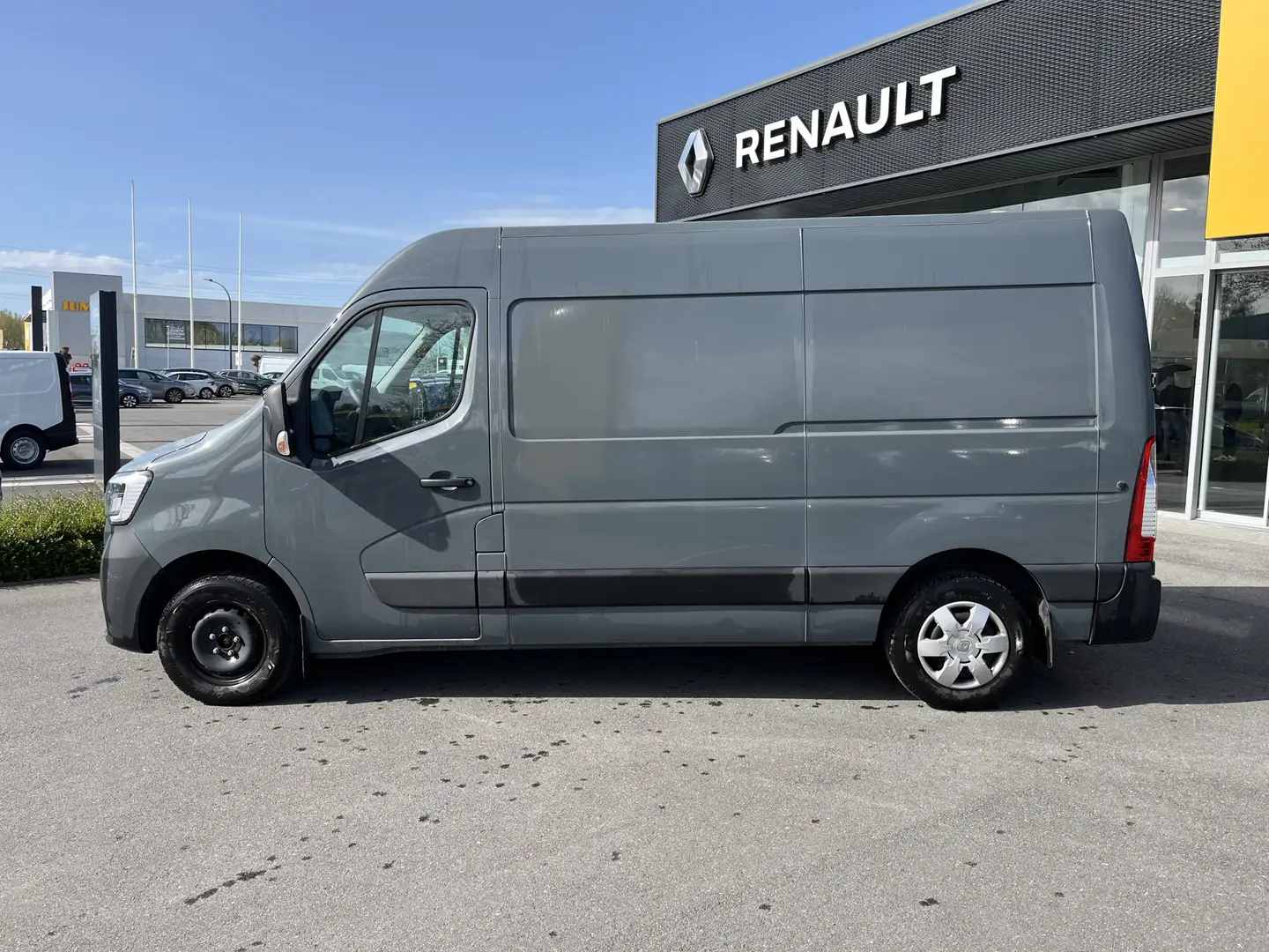 Renault Master 2.3 dCi 150 L2H2 Grijs - 2