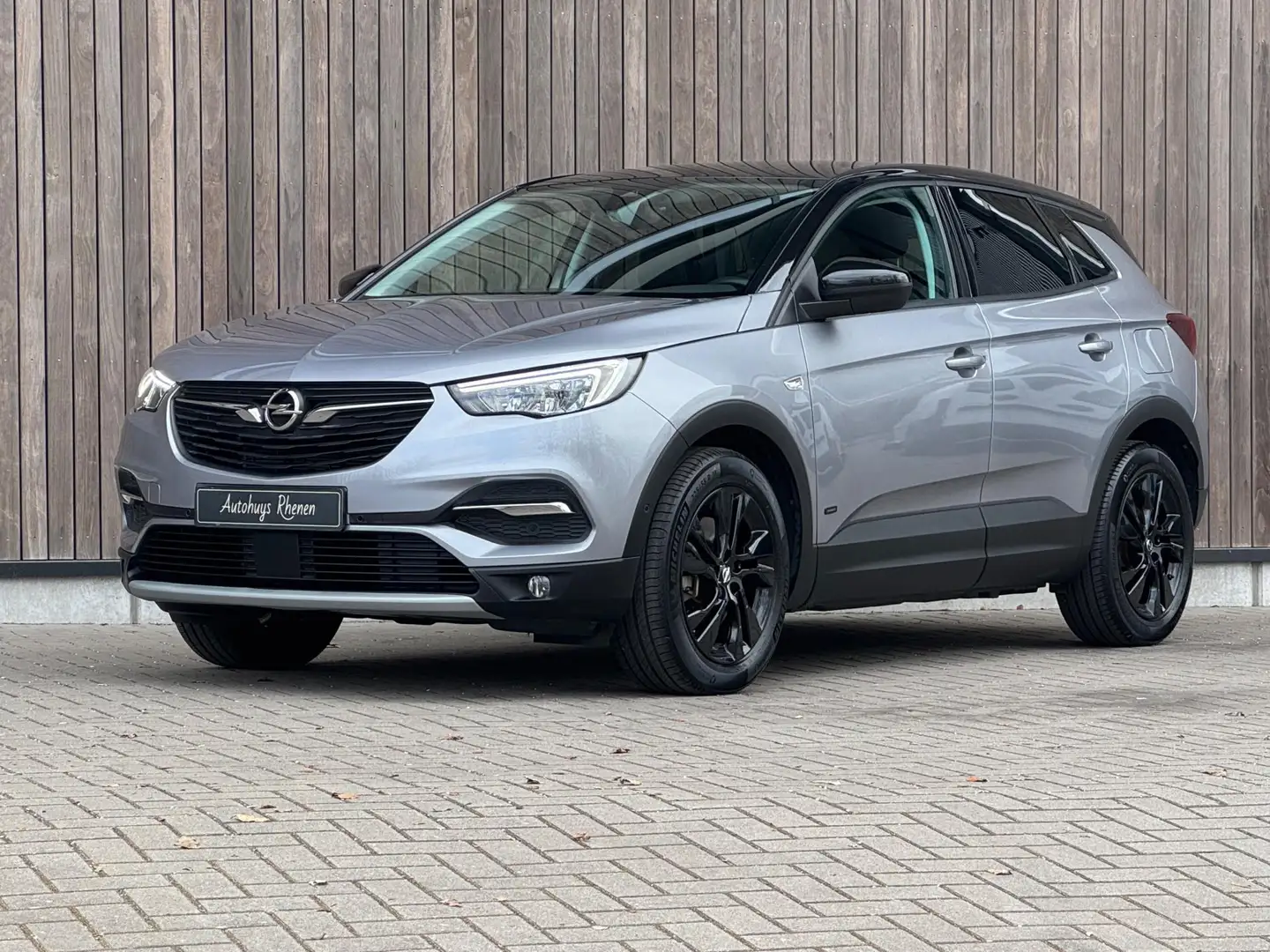 Opel Grandland X 1.6 Turbo Hybrid Design Line / NIEUWSTAAT / Grijs - 2