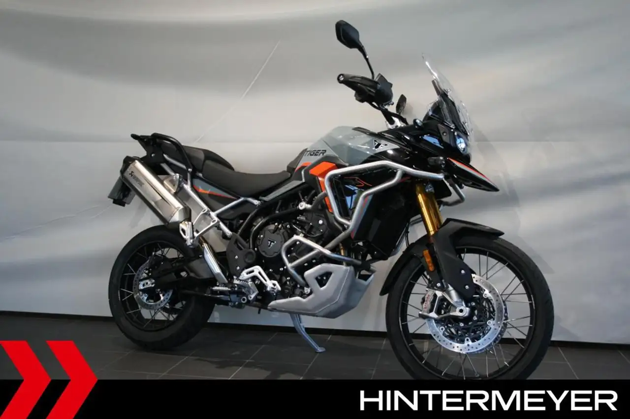 Triumph Tiger 900