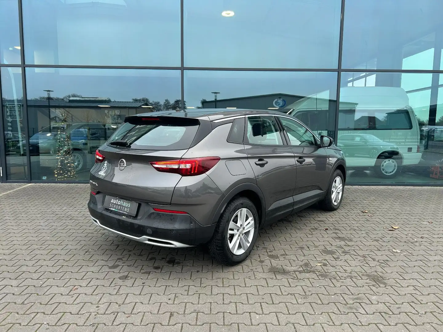 Opel Grandland X Innovation Autom. AHK LED Kamera 18" Grau - 2