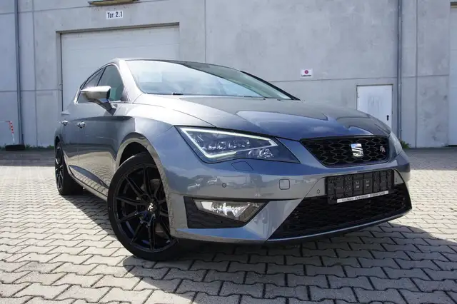 SEAT Leon 1.8TSI FR Navi Voll-LED PDC Tempomat