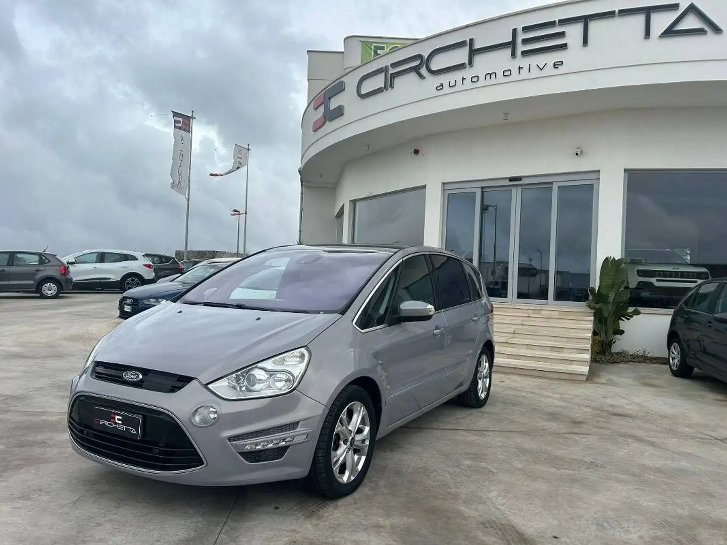 Ford S-Max 2.0 tdci Titanium c radio 163cv - 2