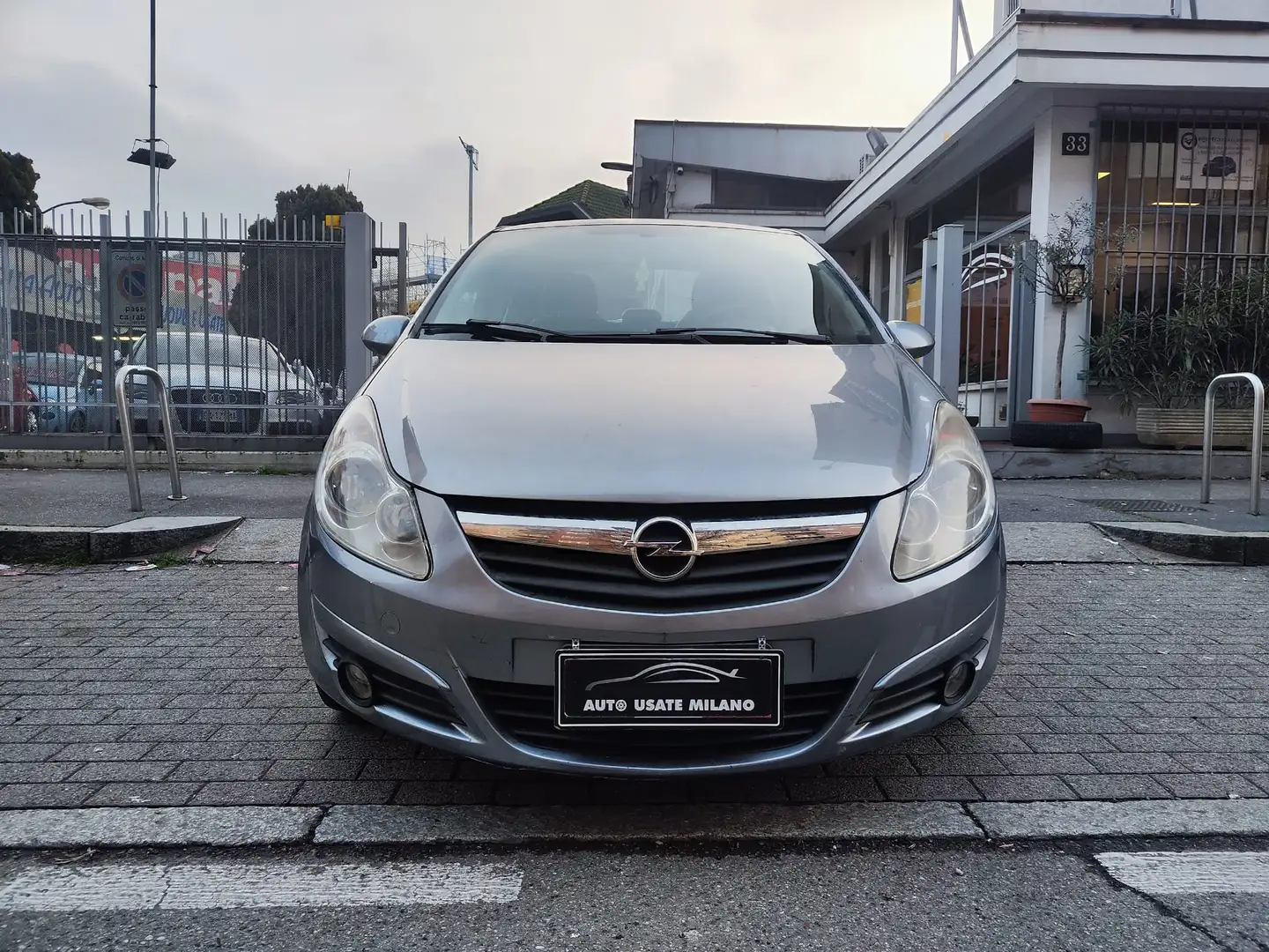 Opel Corsa 5p 1.2 Cosmo ADATTA A NEO-PATENTATI Grigio - 2