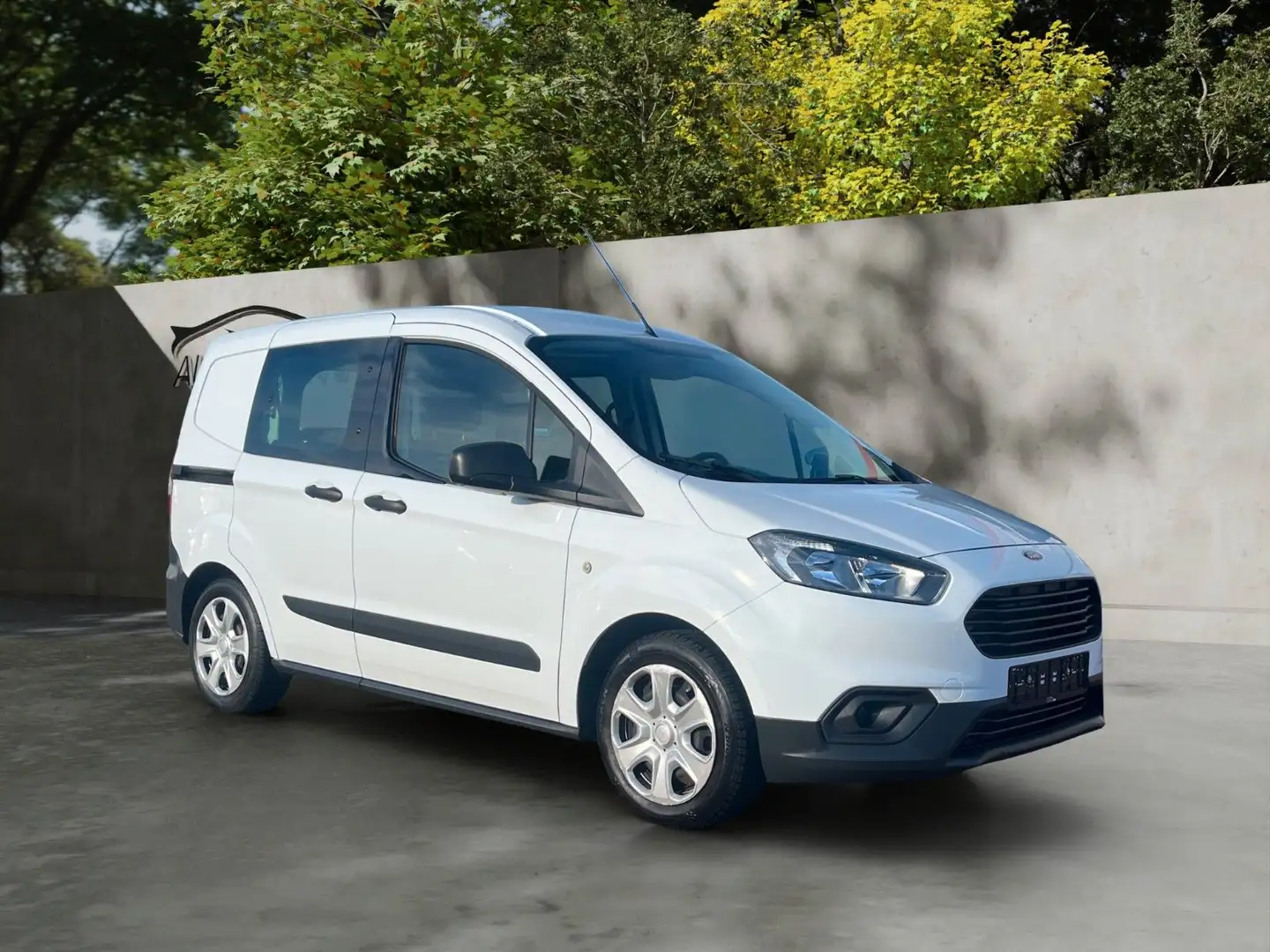 Ford Transit Courier /5 Sitzer/2x Schiebetür/Klima Weiß - 1