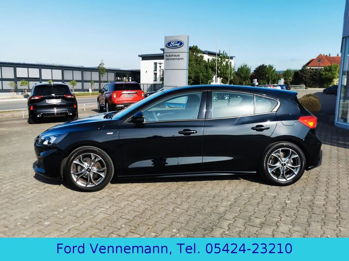 Ford Focus Lim. ST-Line Zwart - 2