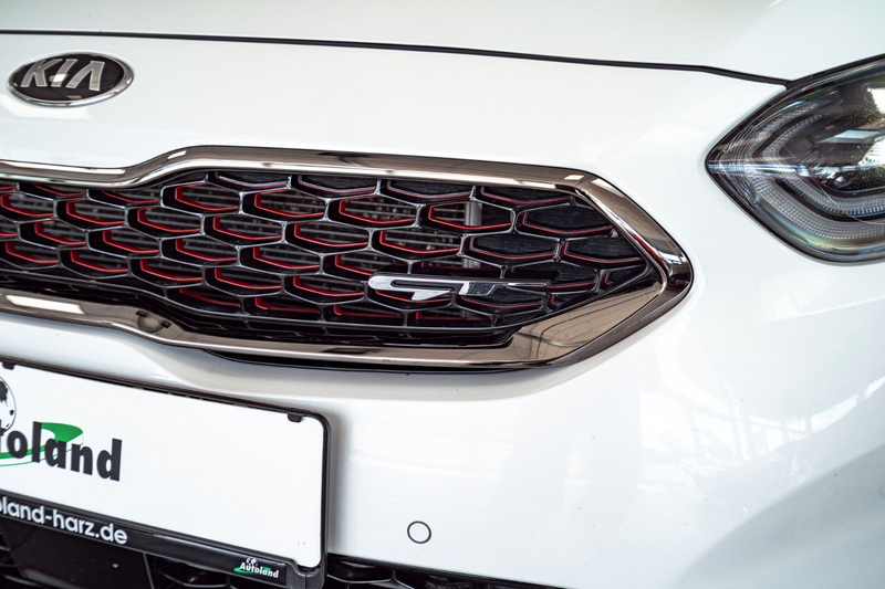 Kia ProCeed / pro_cee'd GT*CAM*PANO*CARBON*TOP* — photo 10