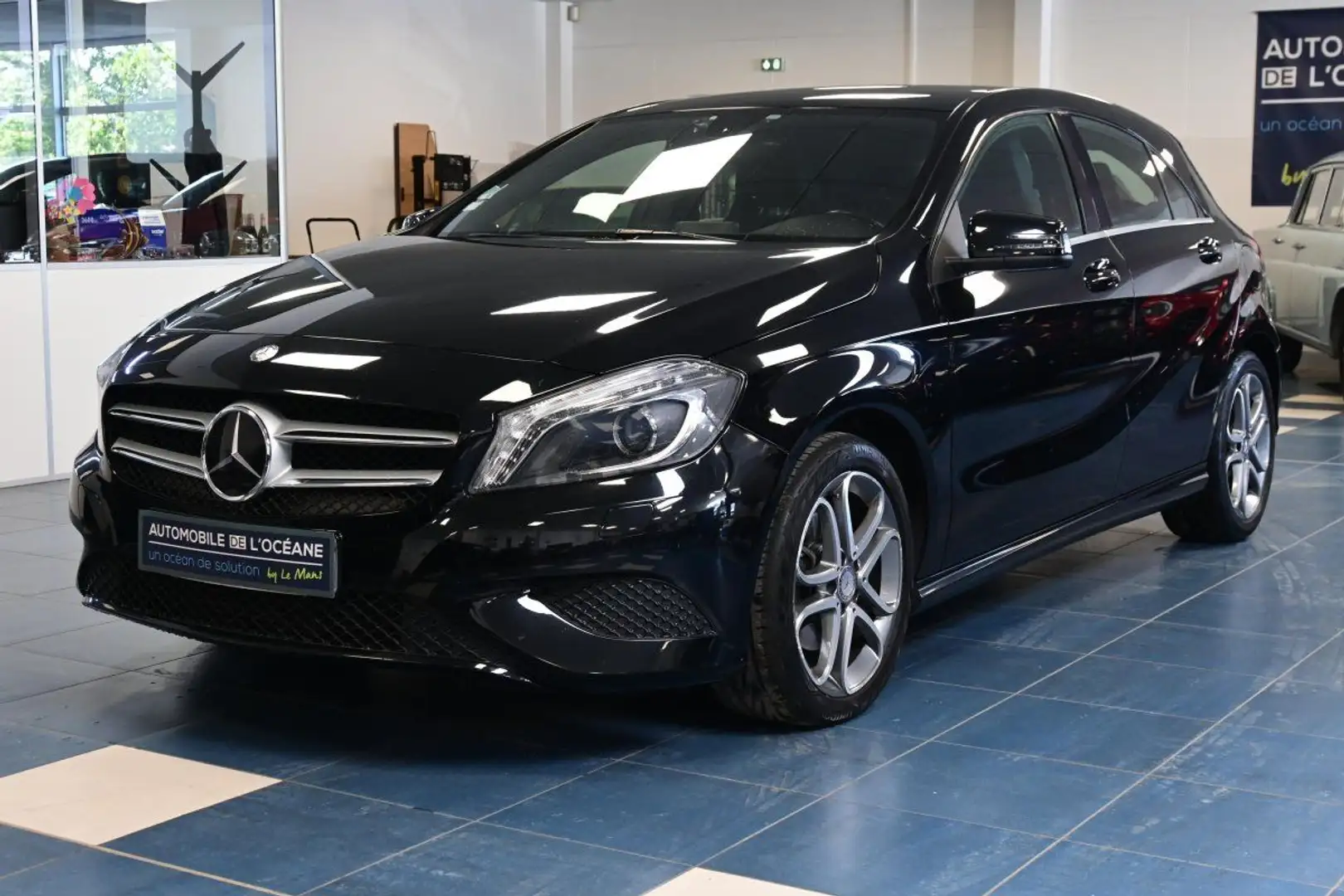 Mercedes-Benz A 200 200 CDI BlueEFFICIENCY Sensation 7-G DCT Noir - 1