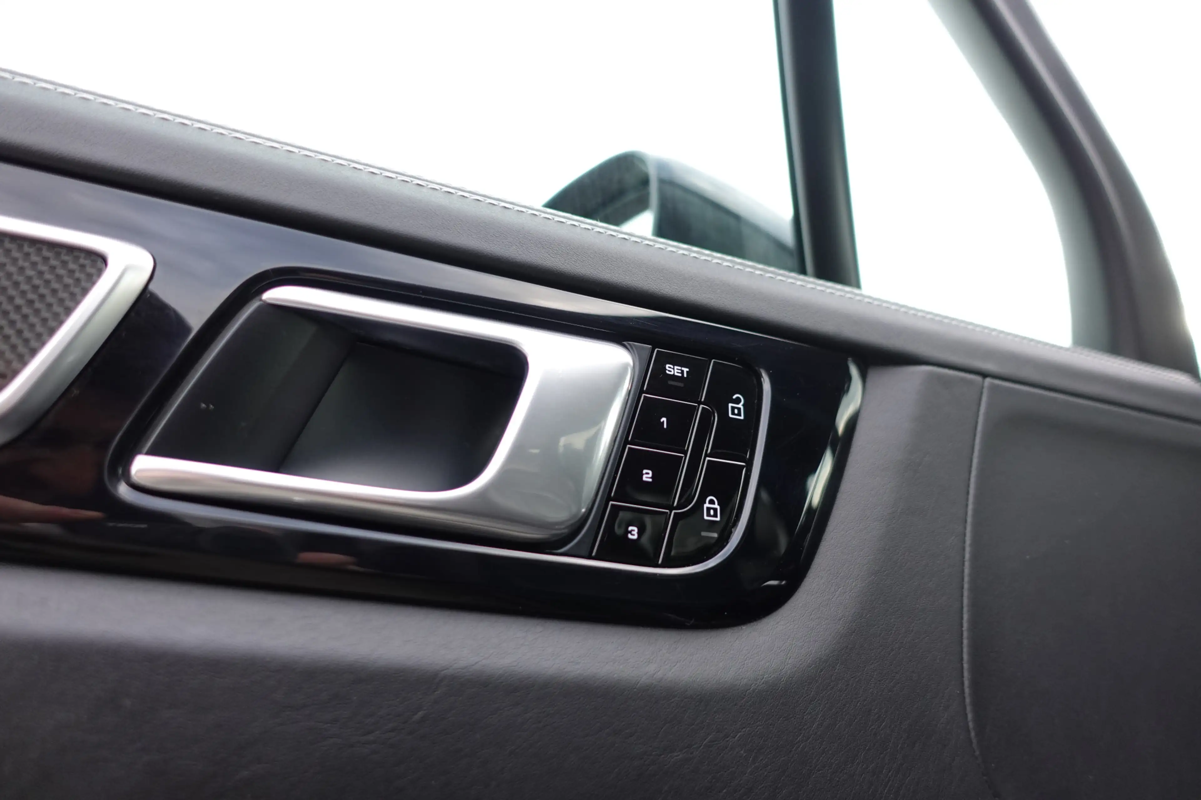 Porsche Cayenne 4.0 Turbo | FULL OPTION | Softclose | Panoramadak — photo 37