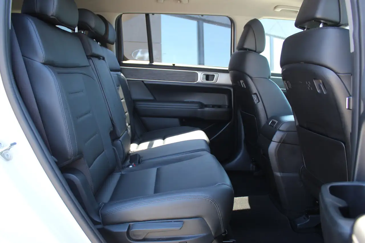 Hyundai SANTA FE снимка Hyundai SANTA FE