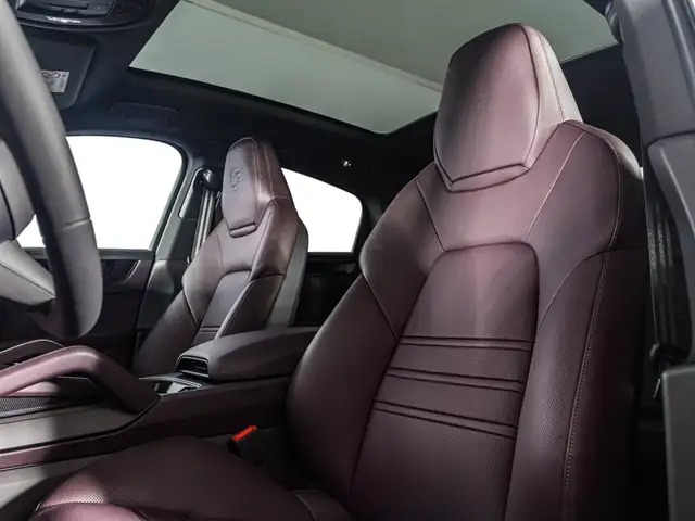 Porsche Cayenne view 14