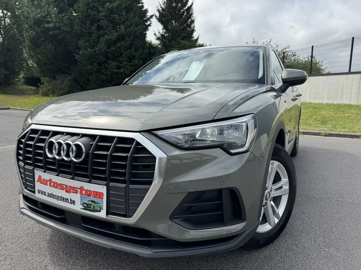 Audi Q3 Q3 35 TFSI*52.000Kms!!!Garantie 1an*Carpass* Gris - 1