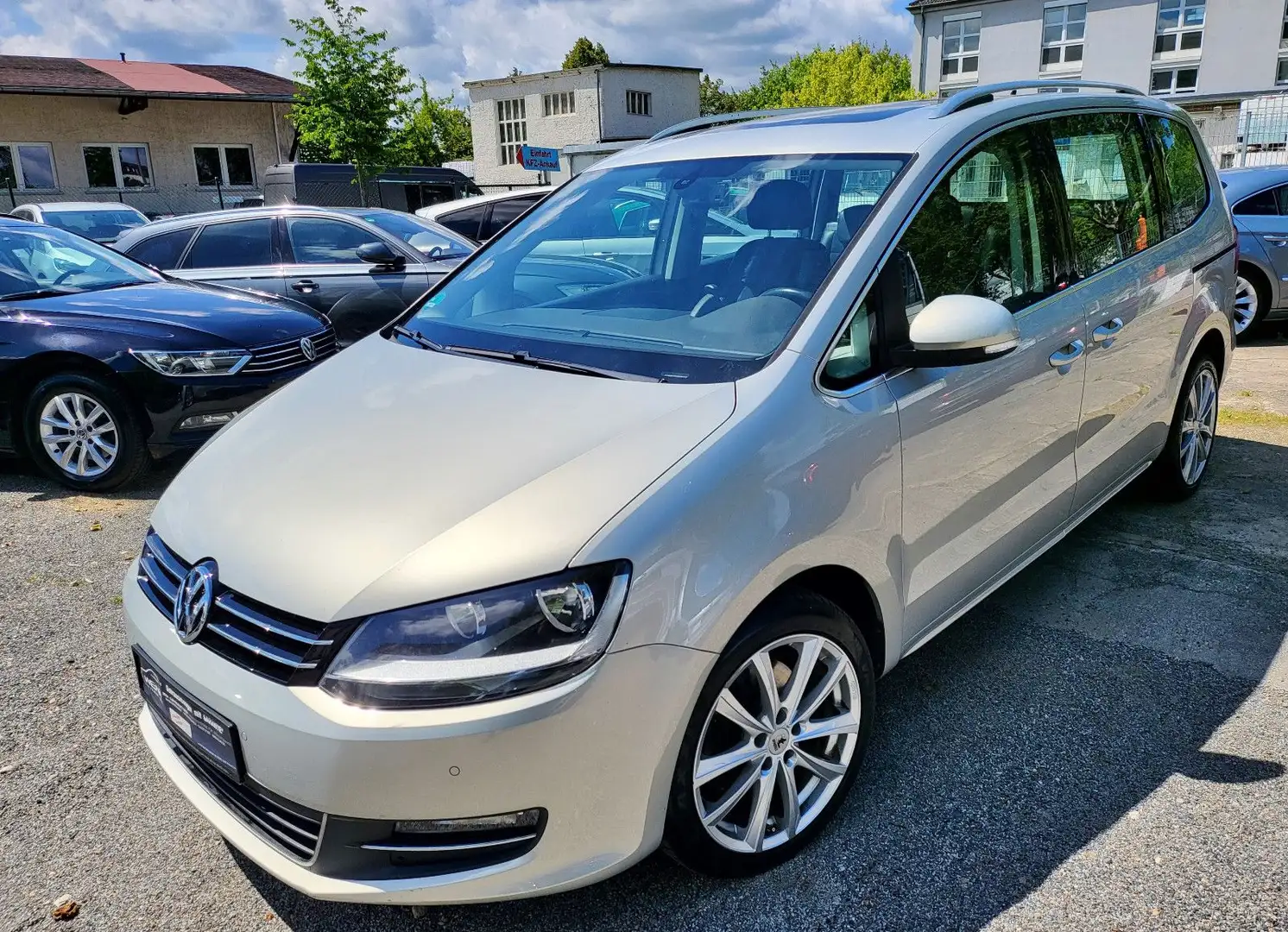 Volkswagen Sharan Highline BMT / 7 Sitzer / Leder Alcantara Silber - 2