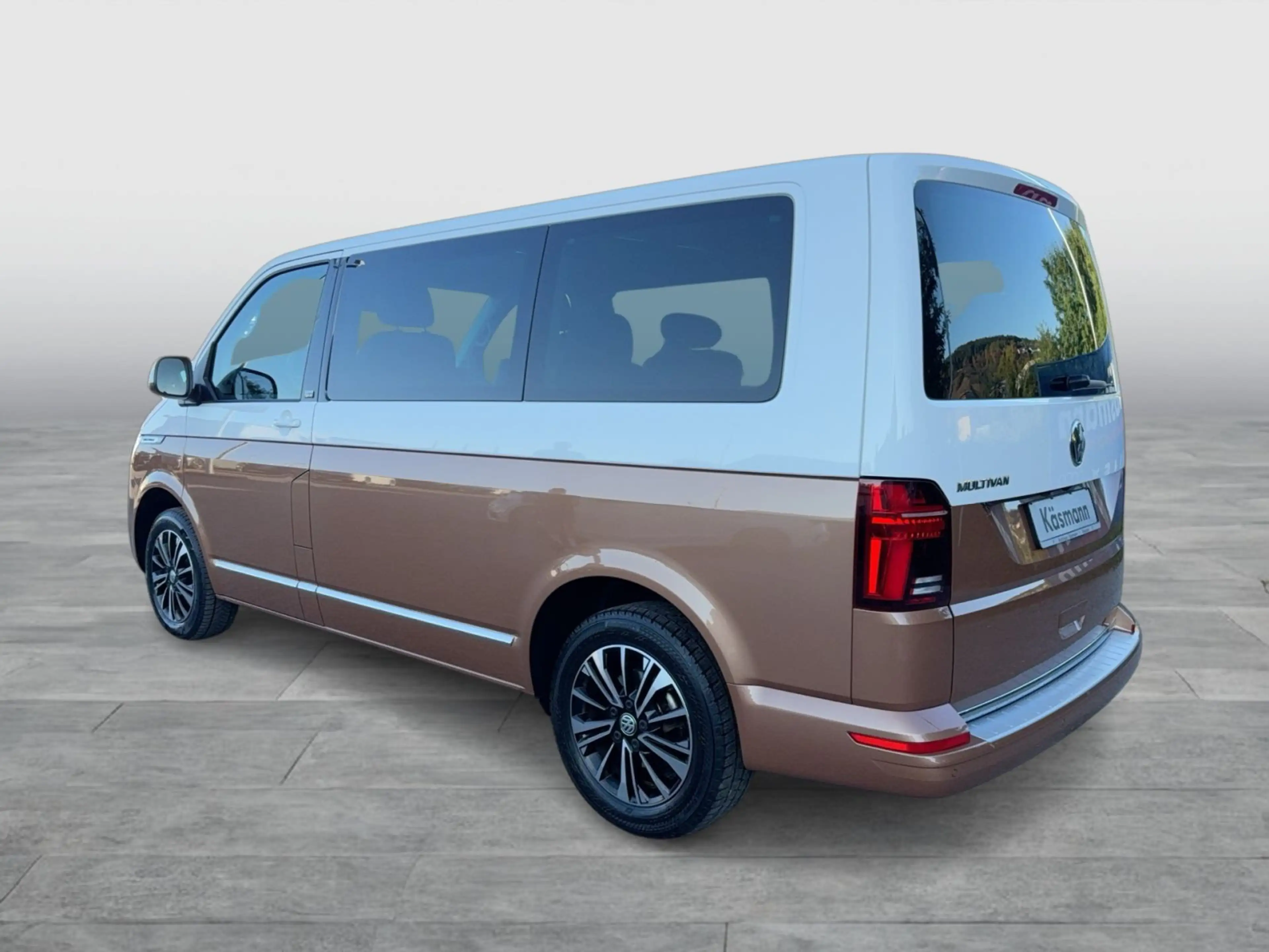 Volkswagen T6.1 Multivan Generation Six 2.0TDI LED ACC NAVI — photo 3