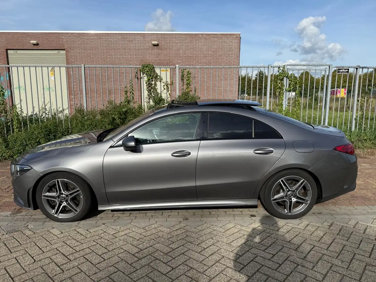 Mercedes-Benz CLA 250