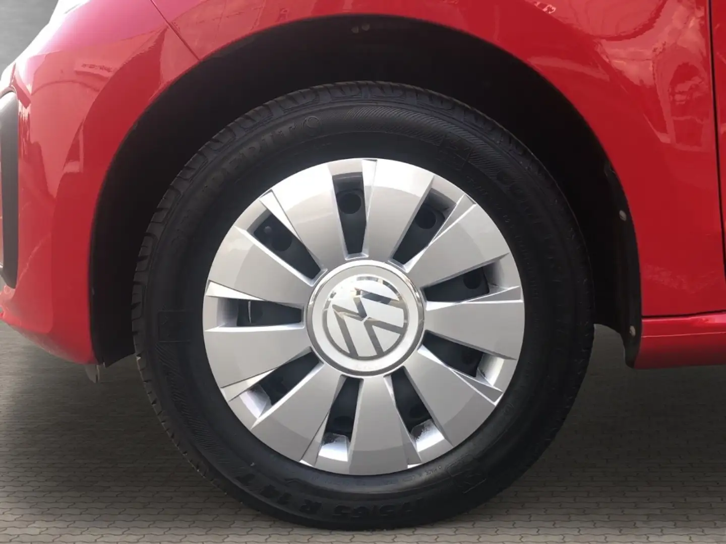 Volkswagen up! 1.0 DAB GA Klima teilb.Rücksb AUX MP3 eFH Rot - 2