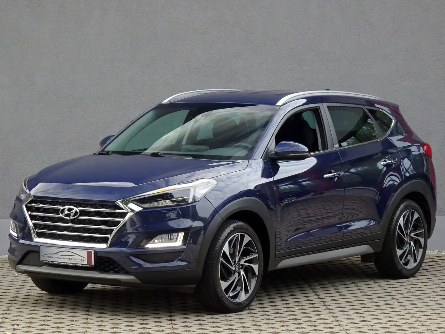 Hyundai TUCSON 1,6 T-GDI Premium/LED/Navi/4xSH/AHK/19"LM Bleu - 1