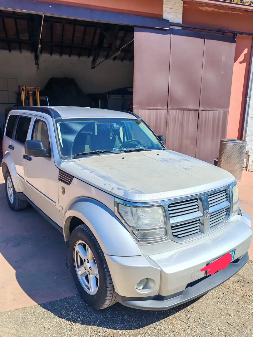 Dodge Nitro Nitro 2.8 L4 crd 16v SXT 4wd auto dpf Zilver - 1