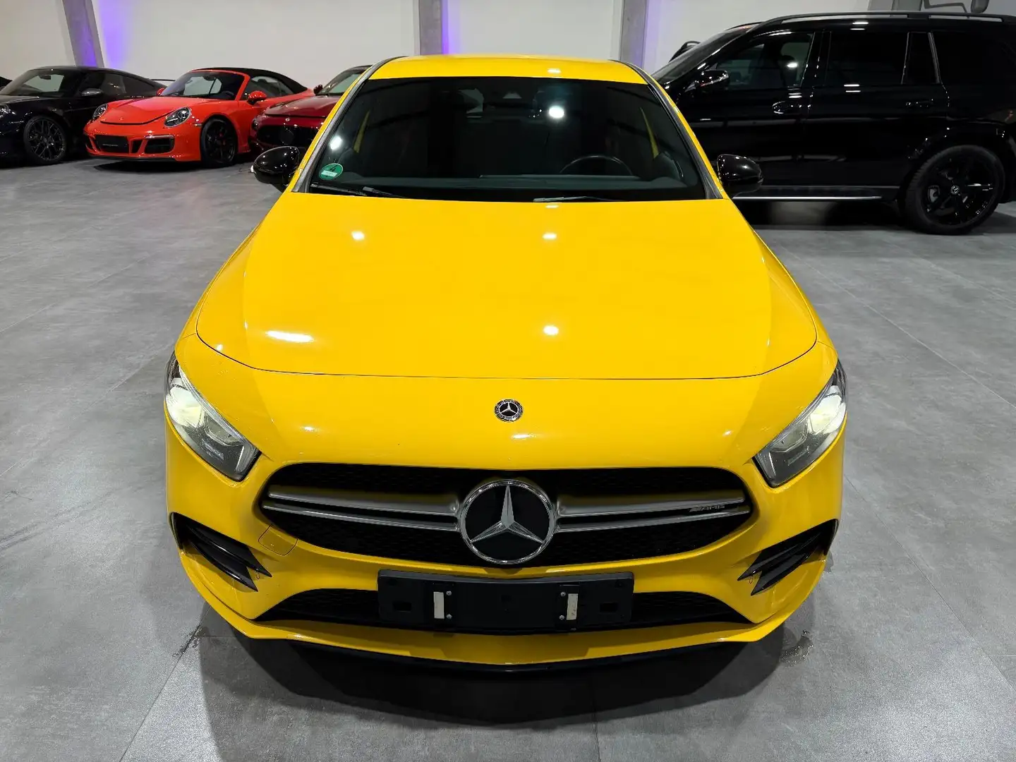Mercedes-Benz A 35 AMG 4Matic*WideScreen*LED High*Kamera* Jaune - 2