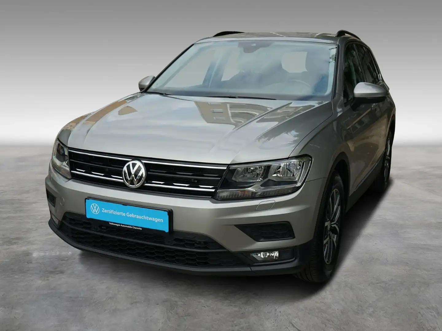 Volkswagen Tiguan 1.5 TSI Comfortline AHK Sitzheizung USB Silber - 2