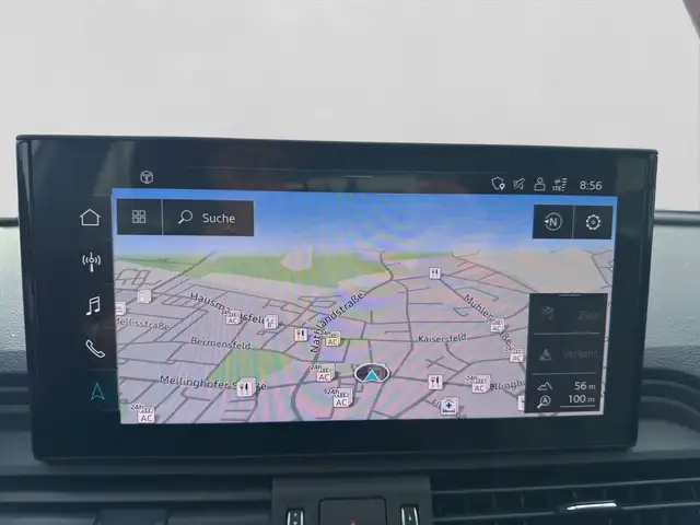 Audi Q5 view 12
