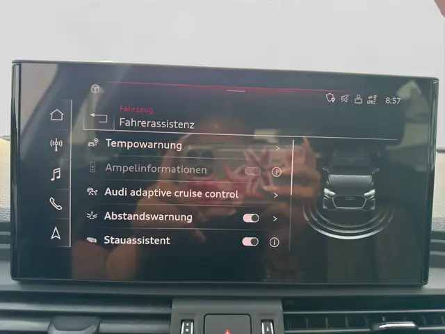 Audi Q5 view 15