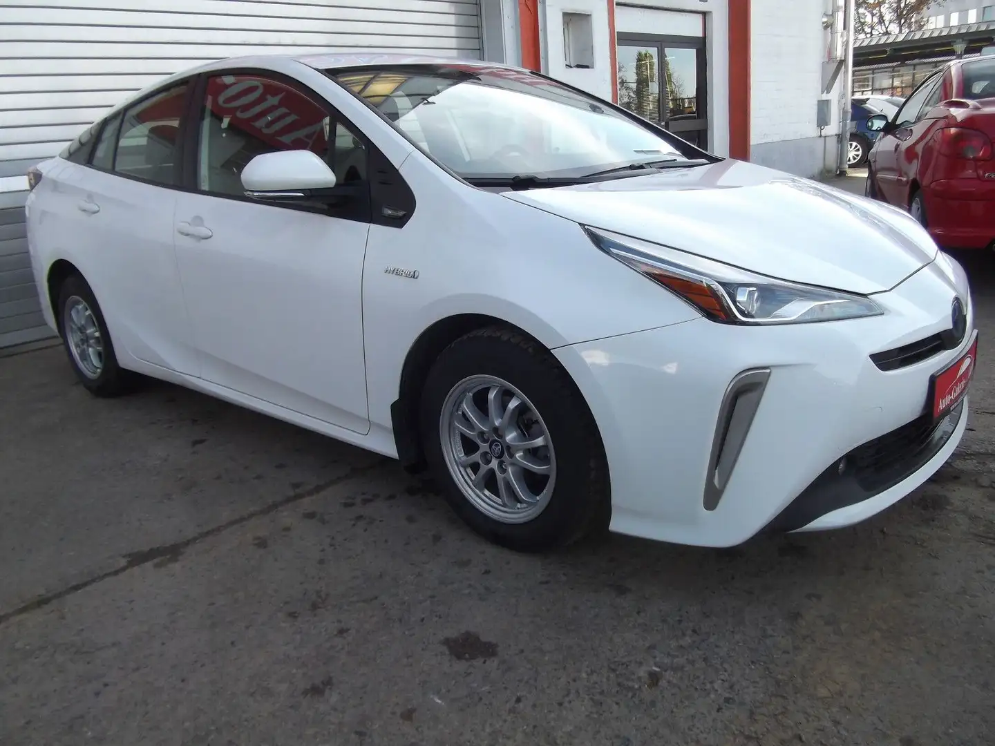 Toyota Prius 1,8-I-VVT Hybrid, Autom, Allradantrieb White - 1