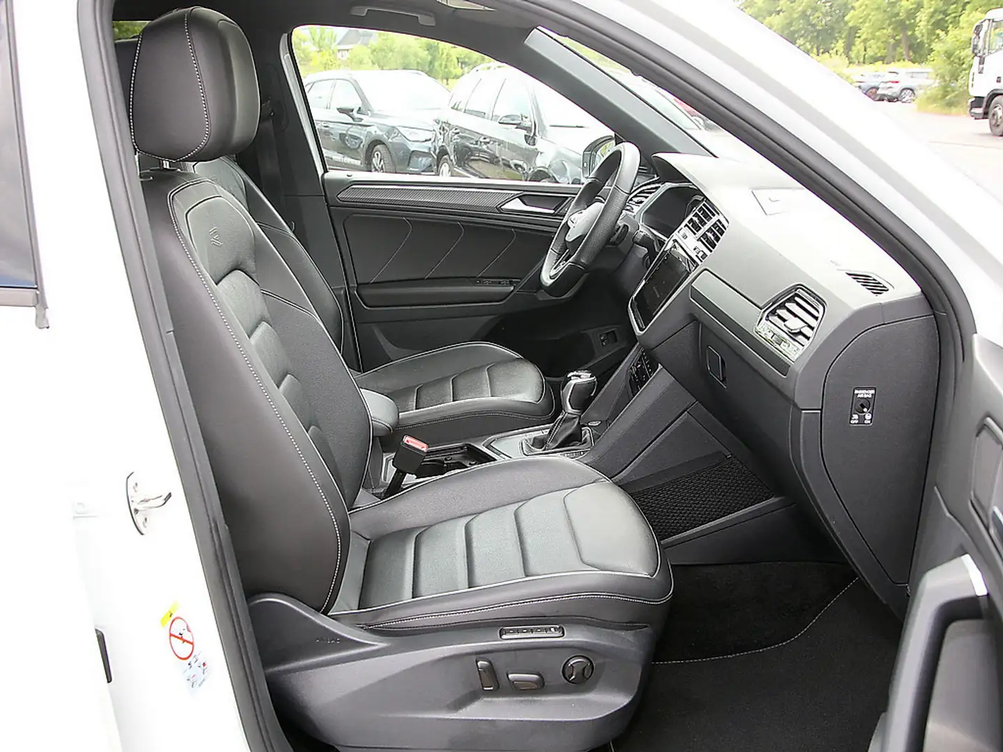 Volkswagen Tiguan 1.4 TSI eHybrid R-Line NAVI PANO AHK Blanco - 2
