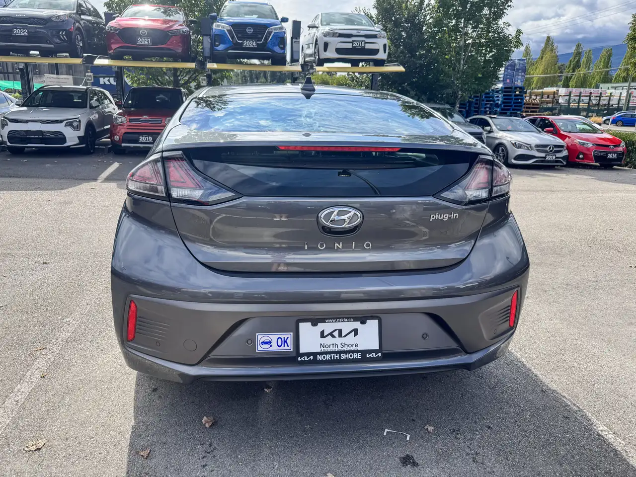 Hyundai IONIQ photo Hyundai IONIQ