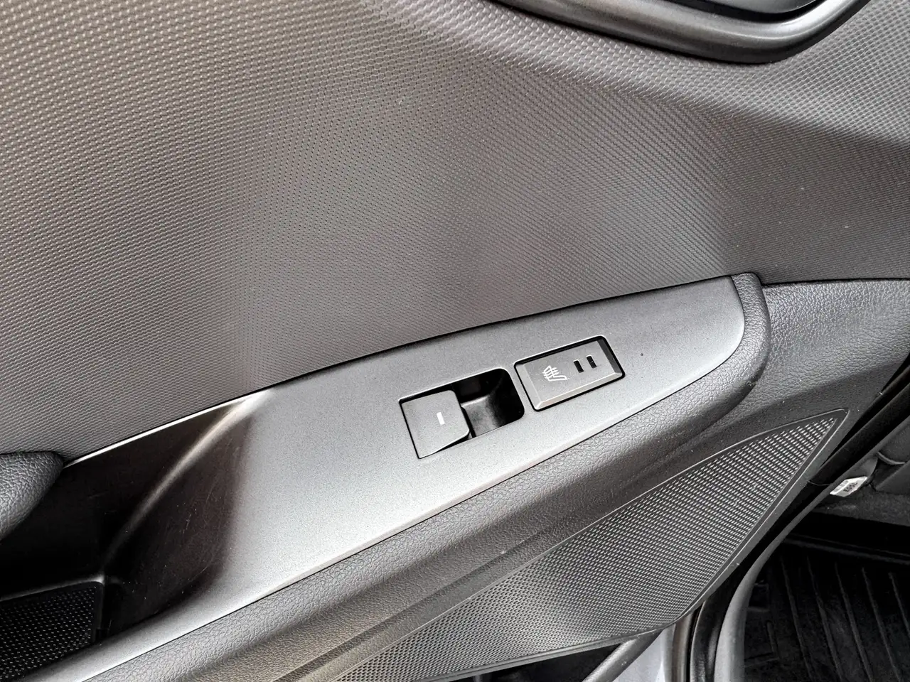 Hyundai IONIQ photo Hyundai IONIQ