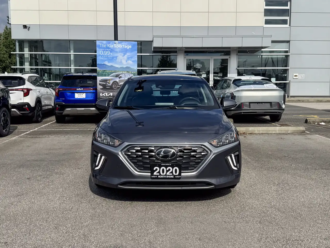 Hyundai IONIQ photo Hyundai IONIQ