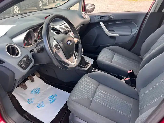 Ford Fiesta view 7