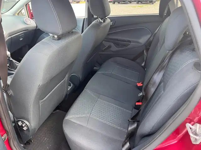 Ford Fiesta view 10