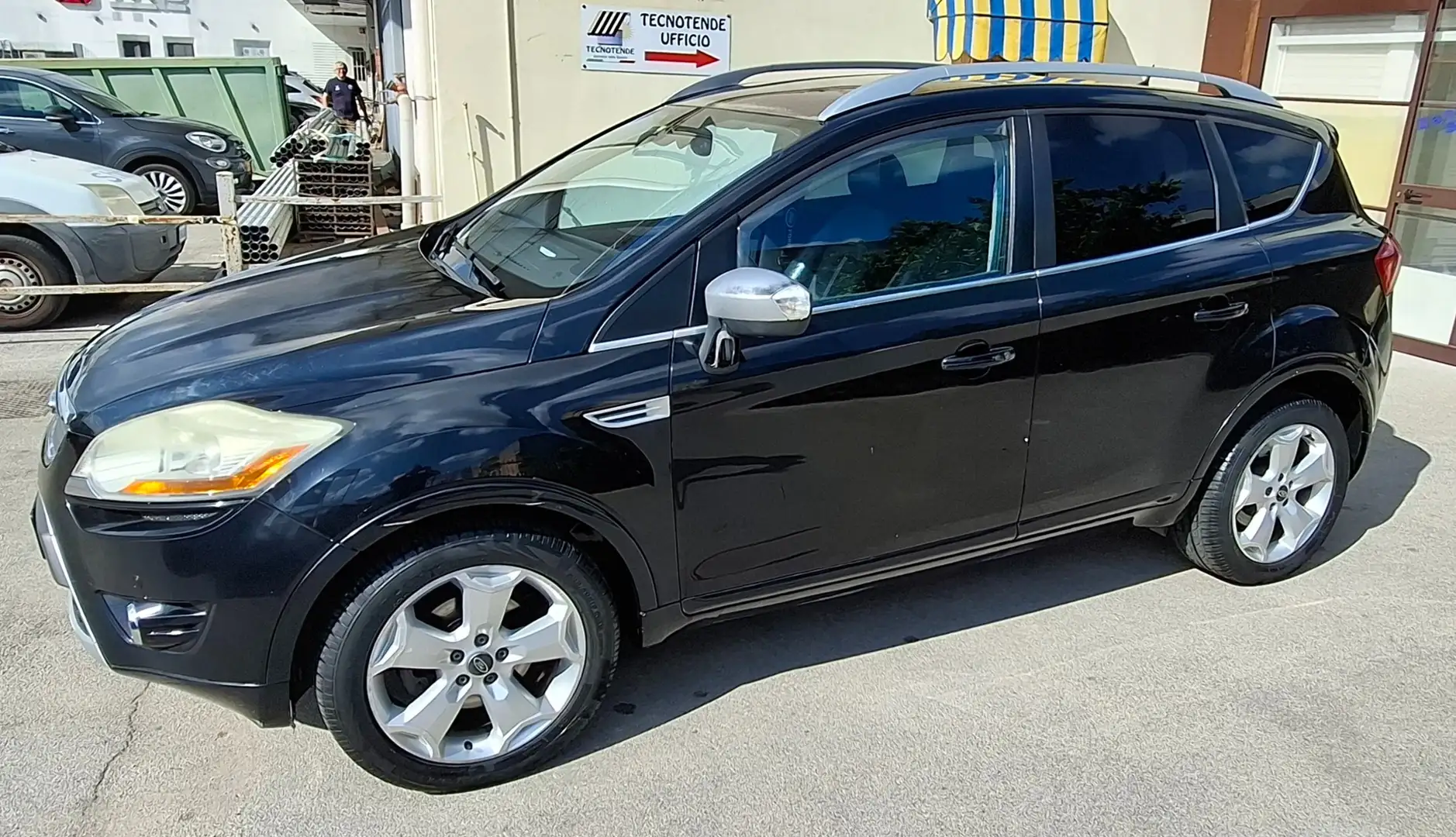 Ford Kuga Kuga I 2008 2.0 tdci + 4wd 136cv dpf Schwarz - 2