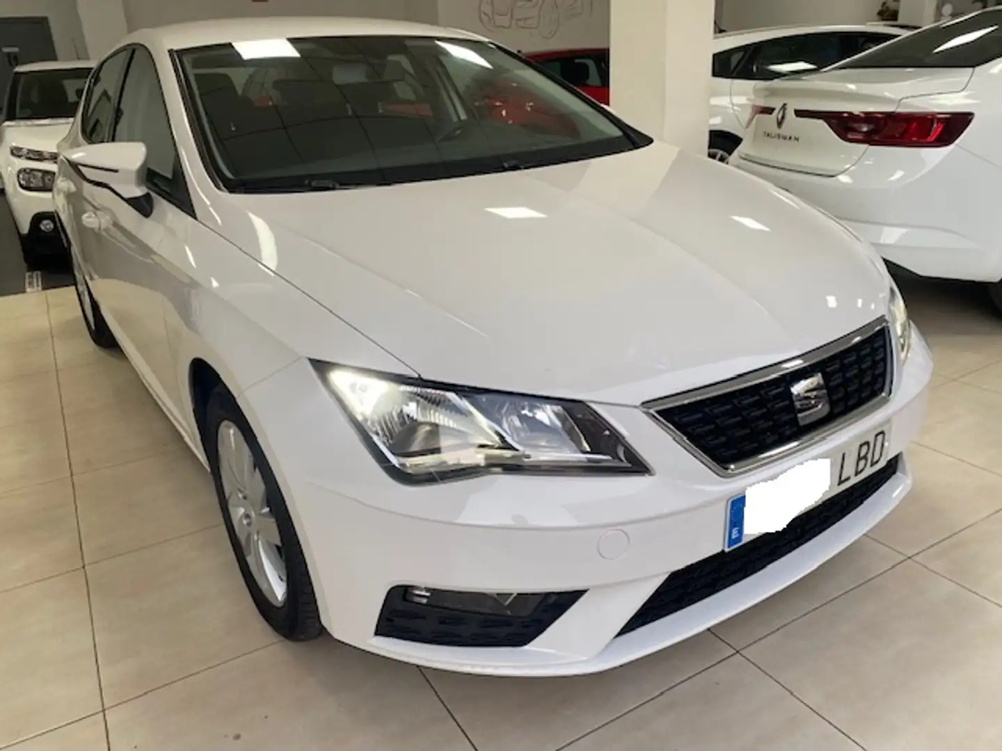 SEAT Leon 1.6TDI CR S&S Reference Plus 115 Wit - 2