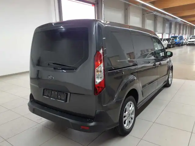 Ford Transit view 11