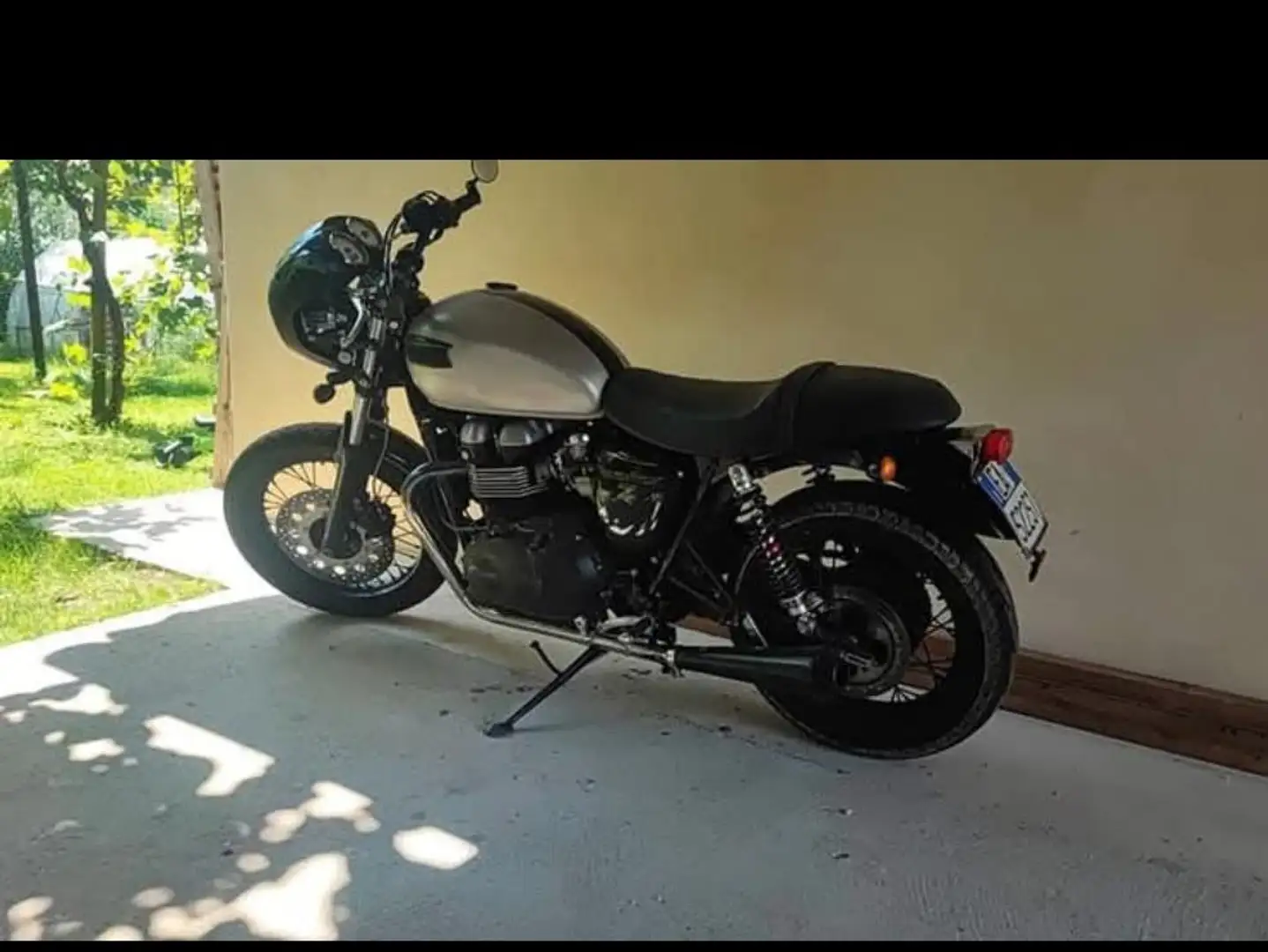 Triumph Thruxton 900 Czarny - 2