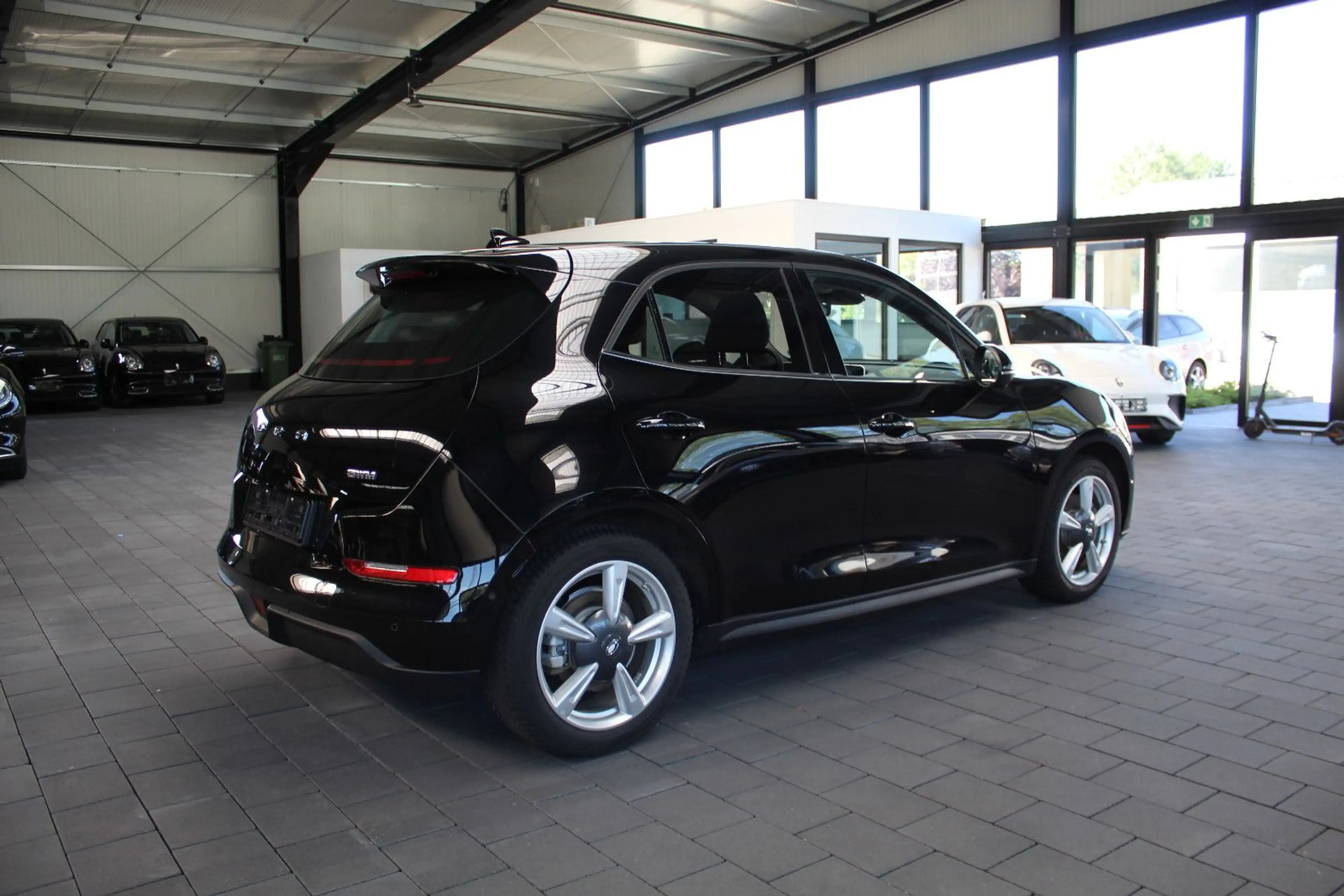 GWM ORA 03 400 Pro+(elektr. Heckklappe, Pano-Dach) — photo 6
