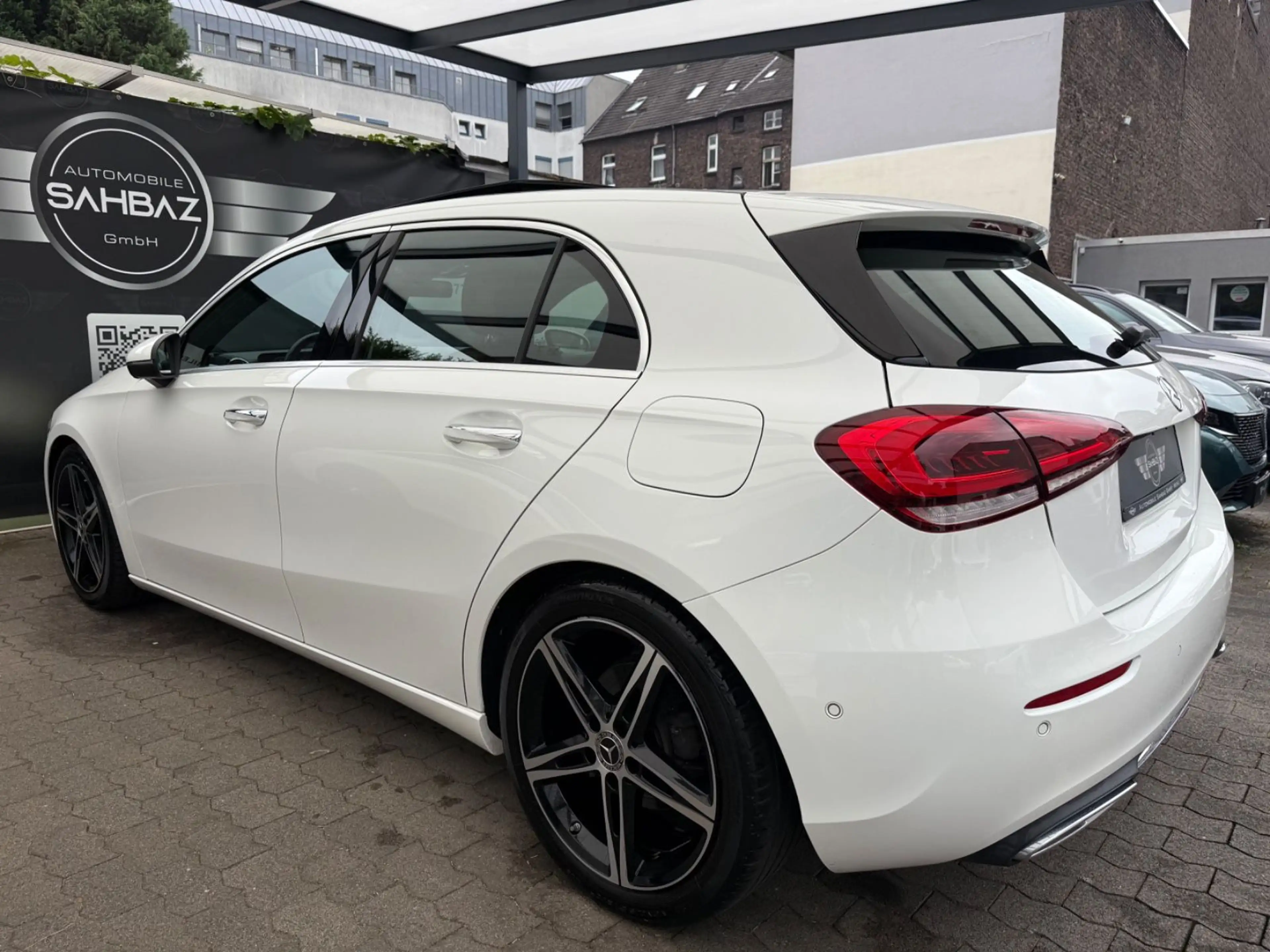 Mercedes-Benz A 200 *360°*KEYLESS*TOWI*SPUR*PANORAMA*WIDE — photo 7