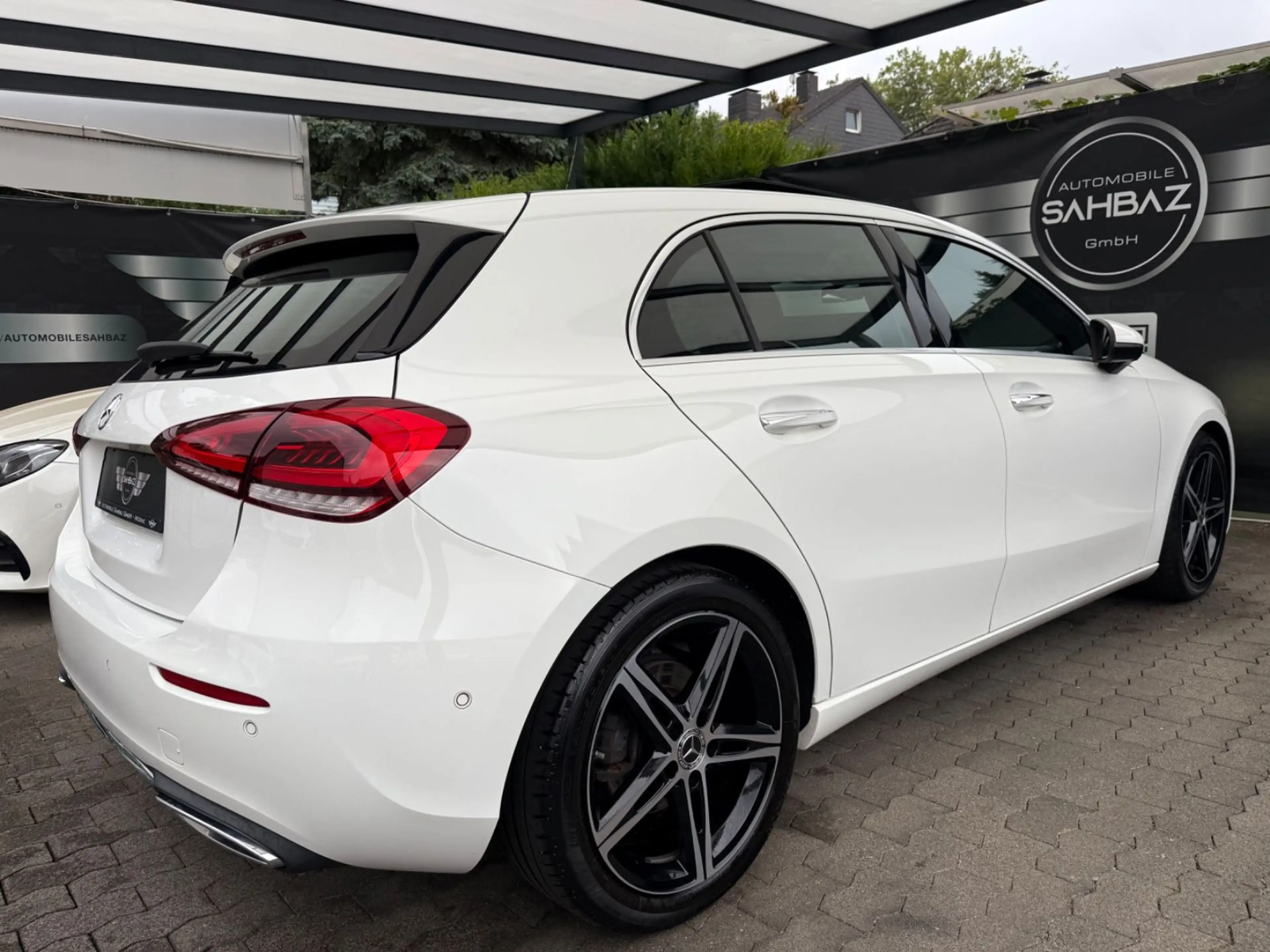 Mercedes-Benz A 200 *360°*KEYLESS*TOWI*SPUR*PANORAMA*WIDE — photo 5