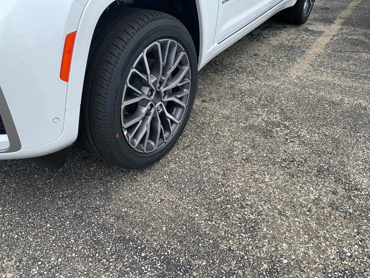 Jeep Grand Cherokee снимка Jeep Grand Cherokee