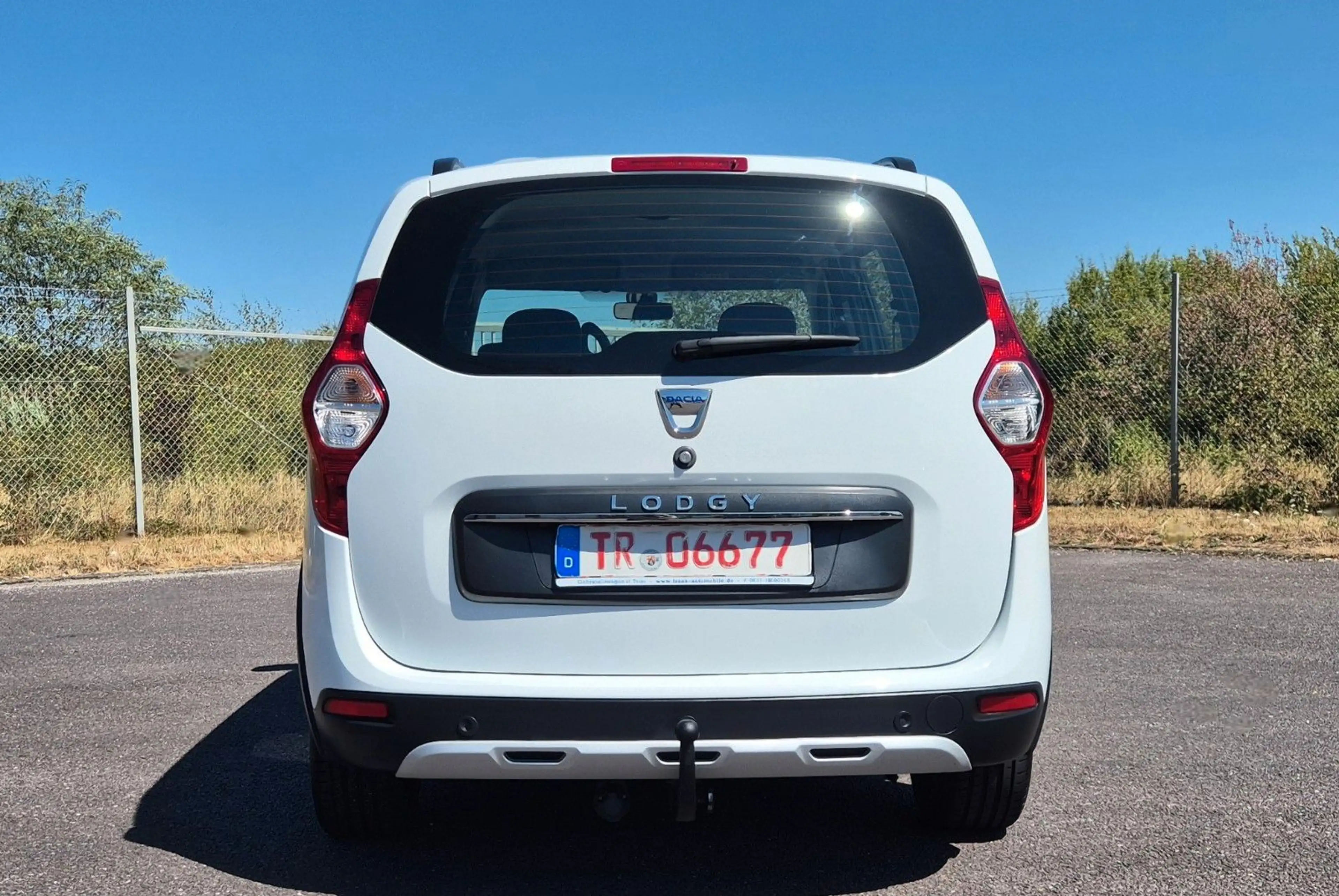 Dacia Lodgy 1.5 Blue dCi Stepway Plus, AHK. — photo 4