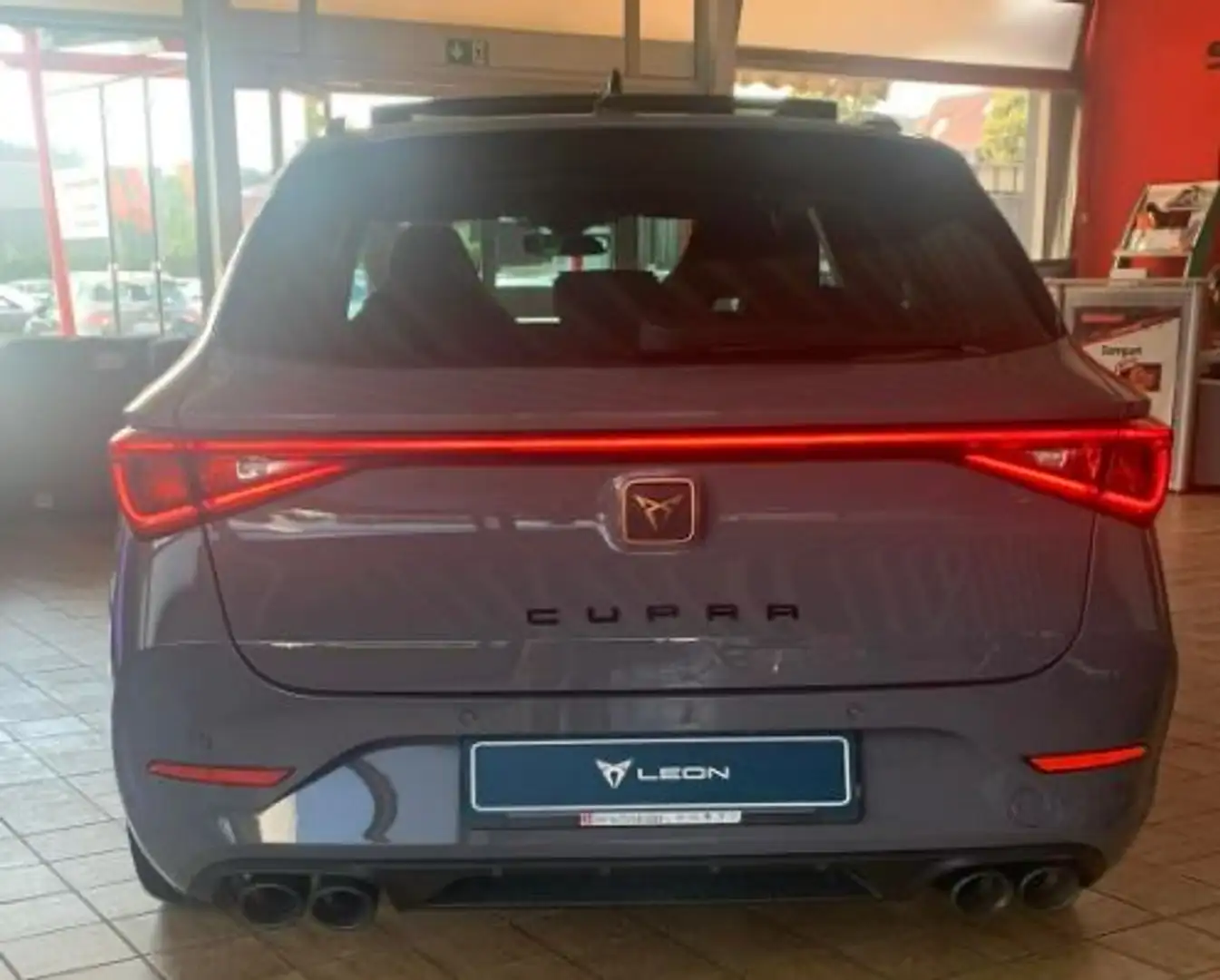 CUPRA Leon VZ 4Drive Grau - 2