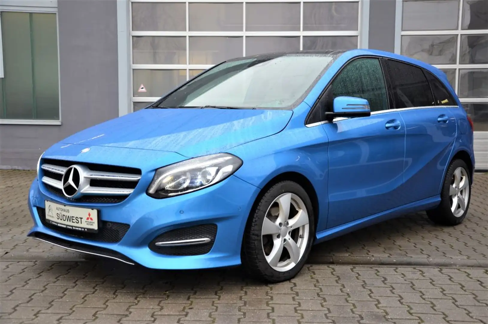 Mercedes-Benz B 220 (CDI) d 7G-DCT Urban Bleu - 2