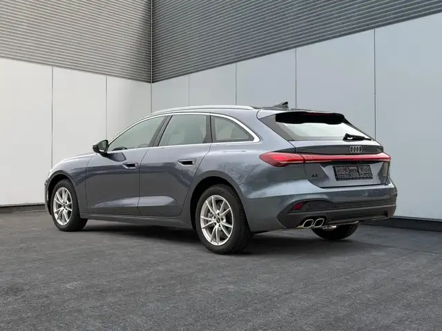 Audi A5 view 8