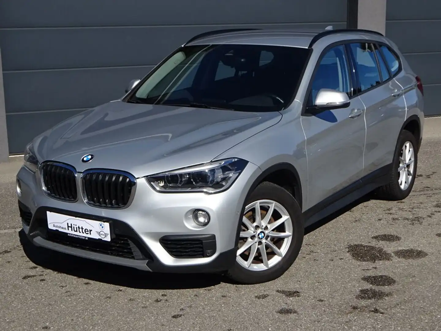 BMW X1 sDrive18d, Head-Up, El. Sitze, Navi, DAB, Leder Argent - 1
