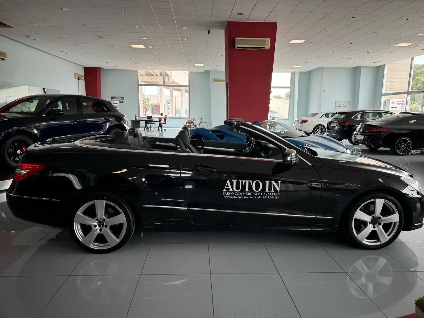 Mercedes-Benz E 250 CDI Cabrio BlueEFFICIENCY Avantgar Nero - 2